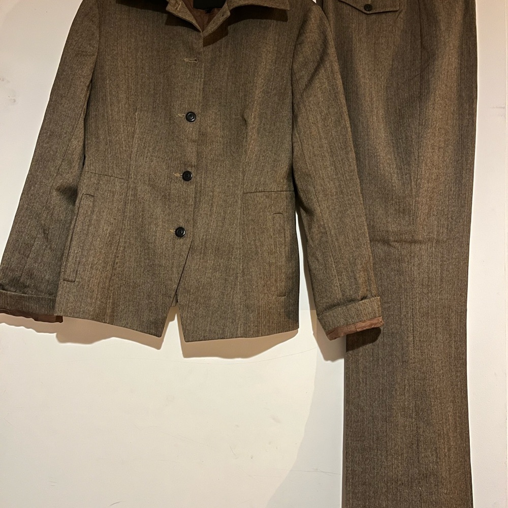 Beautiful high standing Blazer & Flared Pants Set